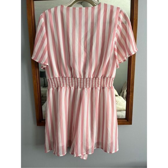 Pink Lily Women's Size Medium Barbiecore One Piece Romper Short Sleeve Skort - Picture 8 of 8